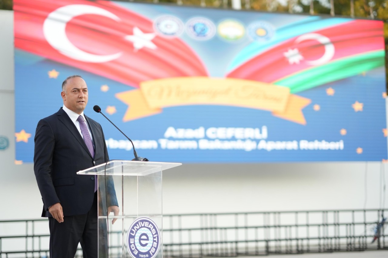 ADAU tələbələri Ege Universitetindən birinciliklə məzun olublar - FOTOLAR